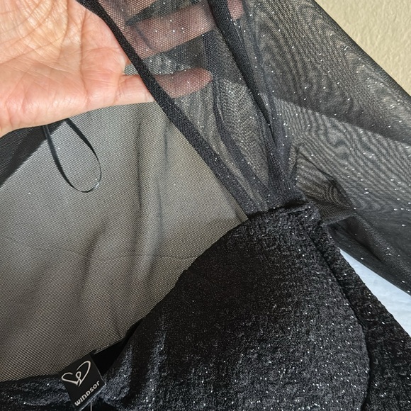 Windsor Women’s Evening Cocktail Dress Black Sparkly With Sheer Sleeves Size L - Picture 13 of 17